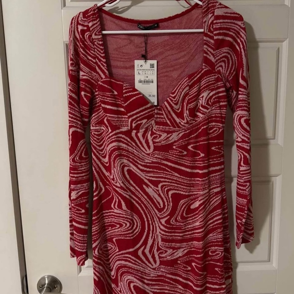 Zara Red and White Sweetheart Bodycon Dress